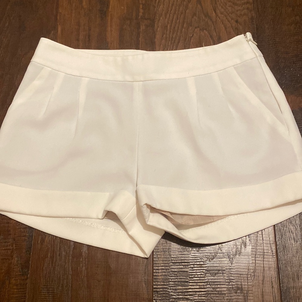 White express shorts